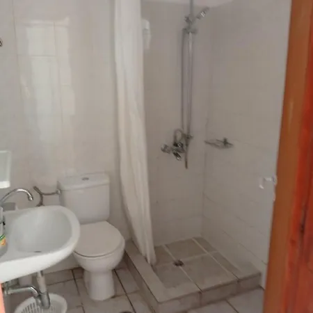 Gikas Triple Garden View A2 Marmari (Evia)